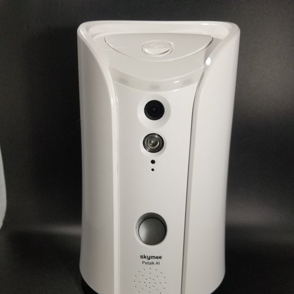 Skymee Petalk AI camera for dogs/cats - Picture 2 of 15